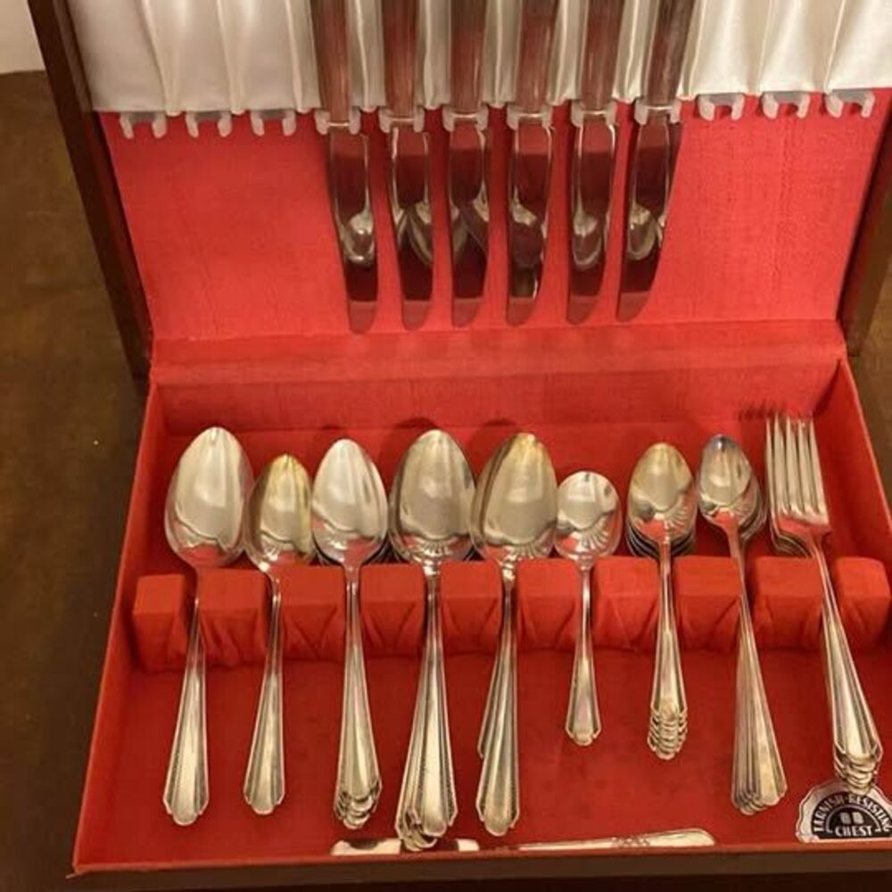 Wm‎ Rogers A1 plus Silver Plated flatware set for 6 butterknife Adoration 39 pcs